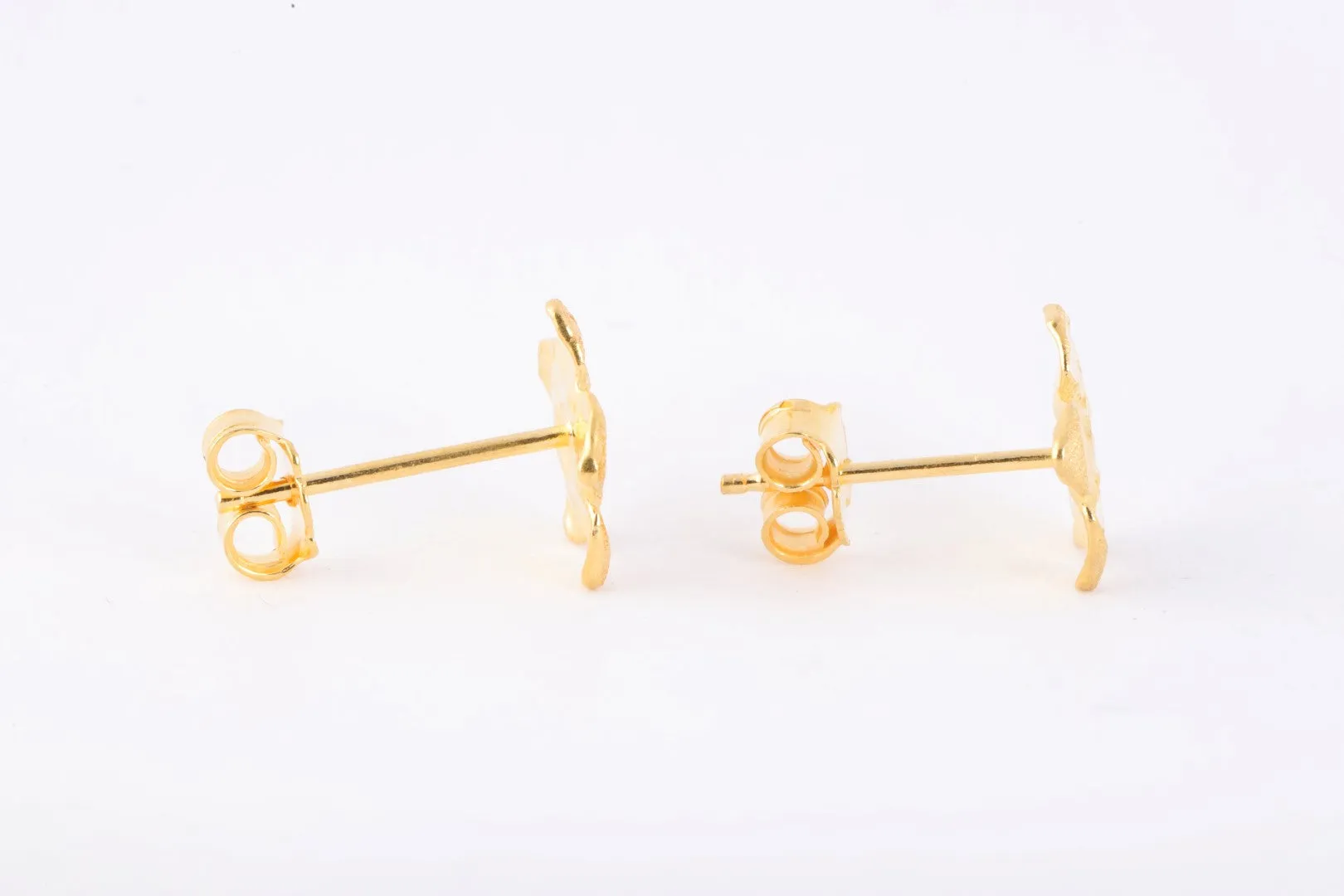 22k Yellow Gold Flower Stud Earrings (2.20g.)