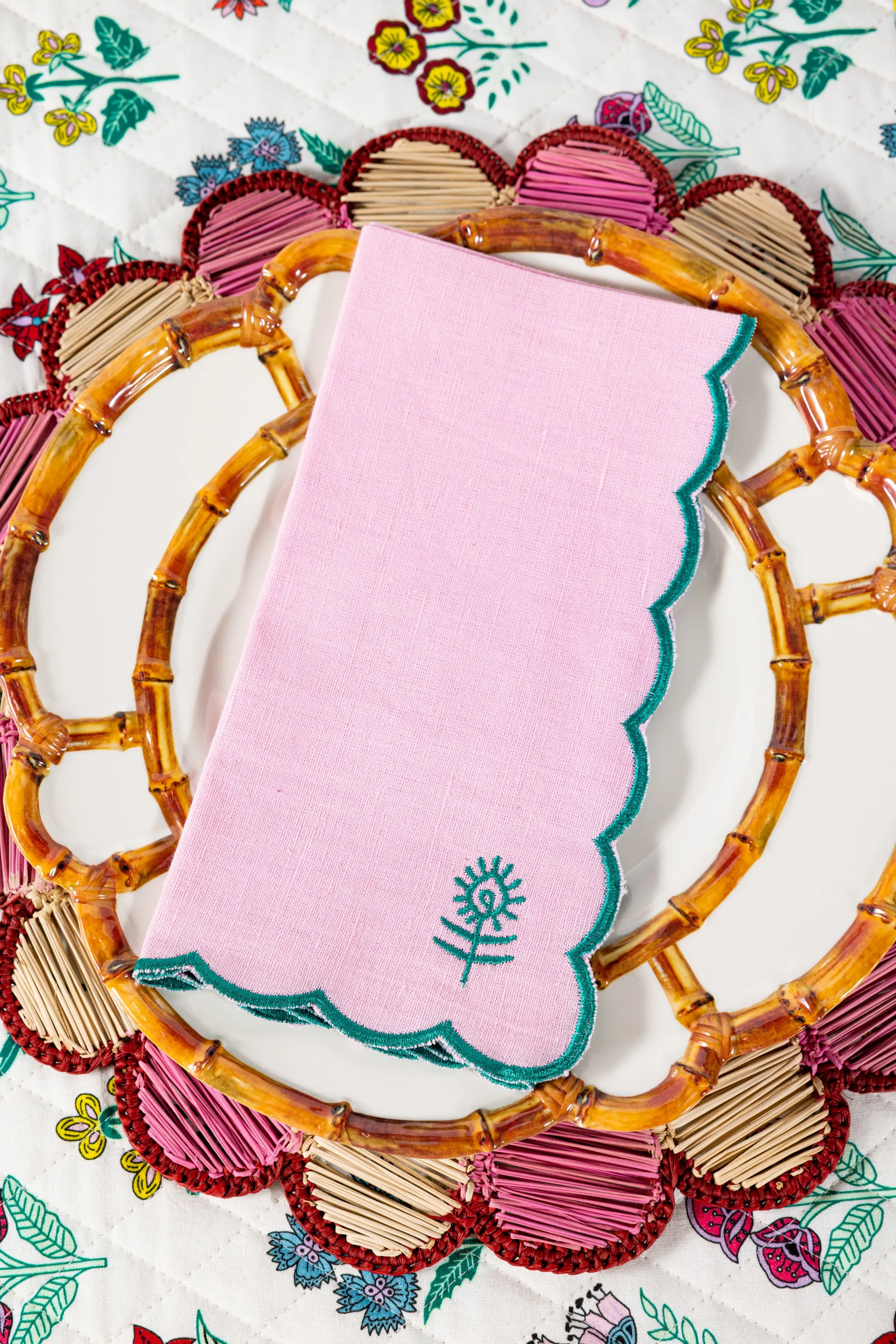 Icon Linen Napkins S/4 - Light Pink   Emerald