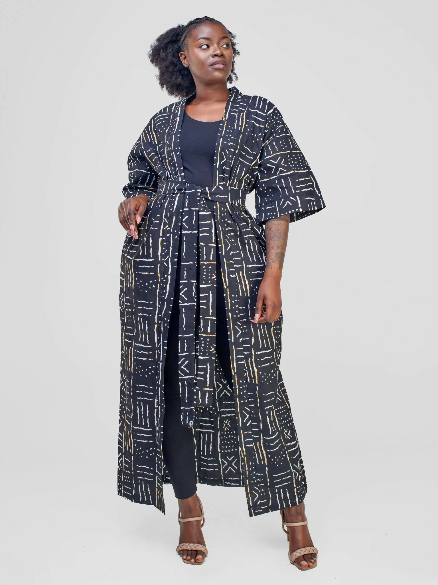 Izulu Ashanti 6 Kimono - Black Print