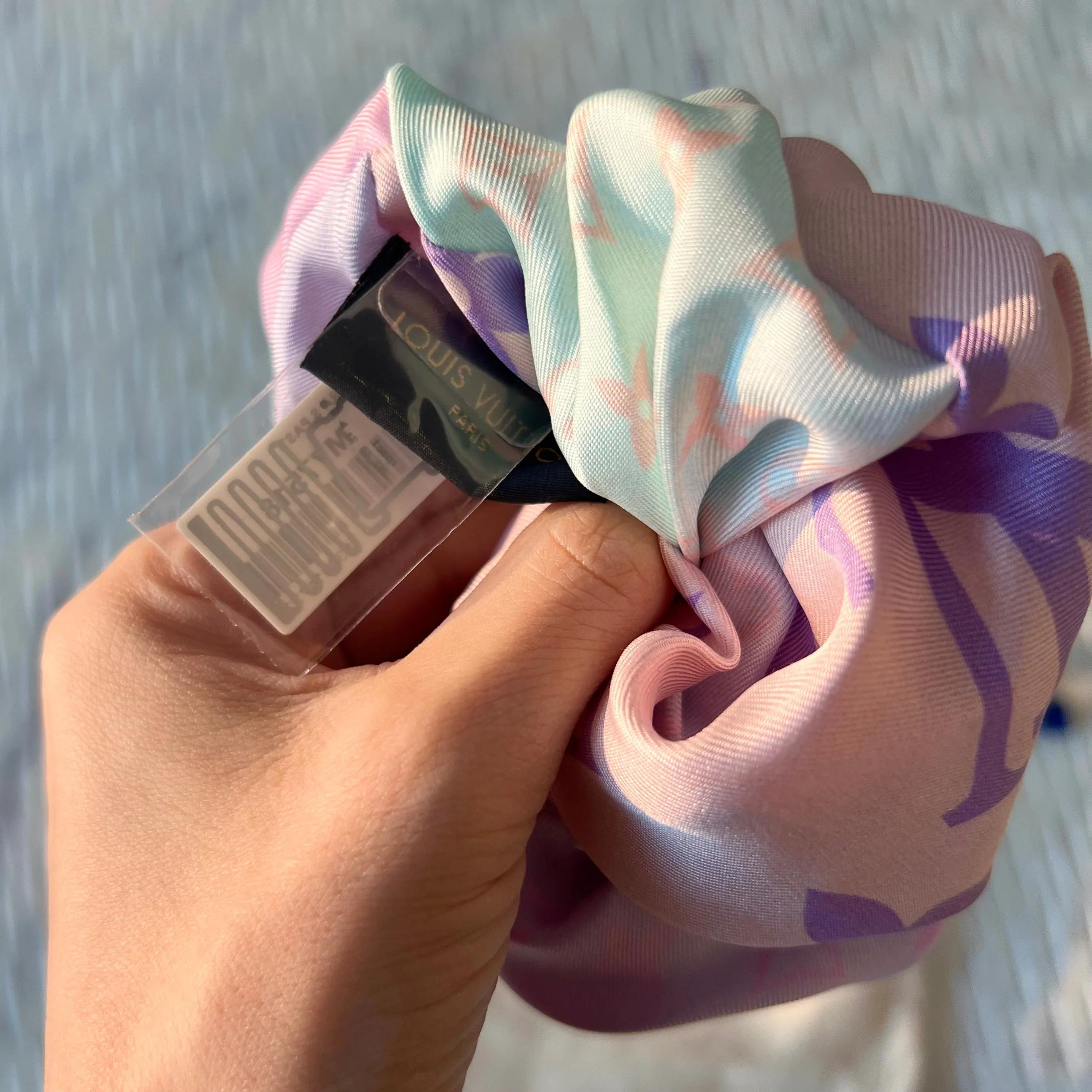 Louis Vuitton Spring Escape Gradient Trop Chou Scrunchy