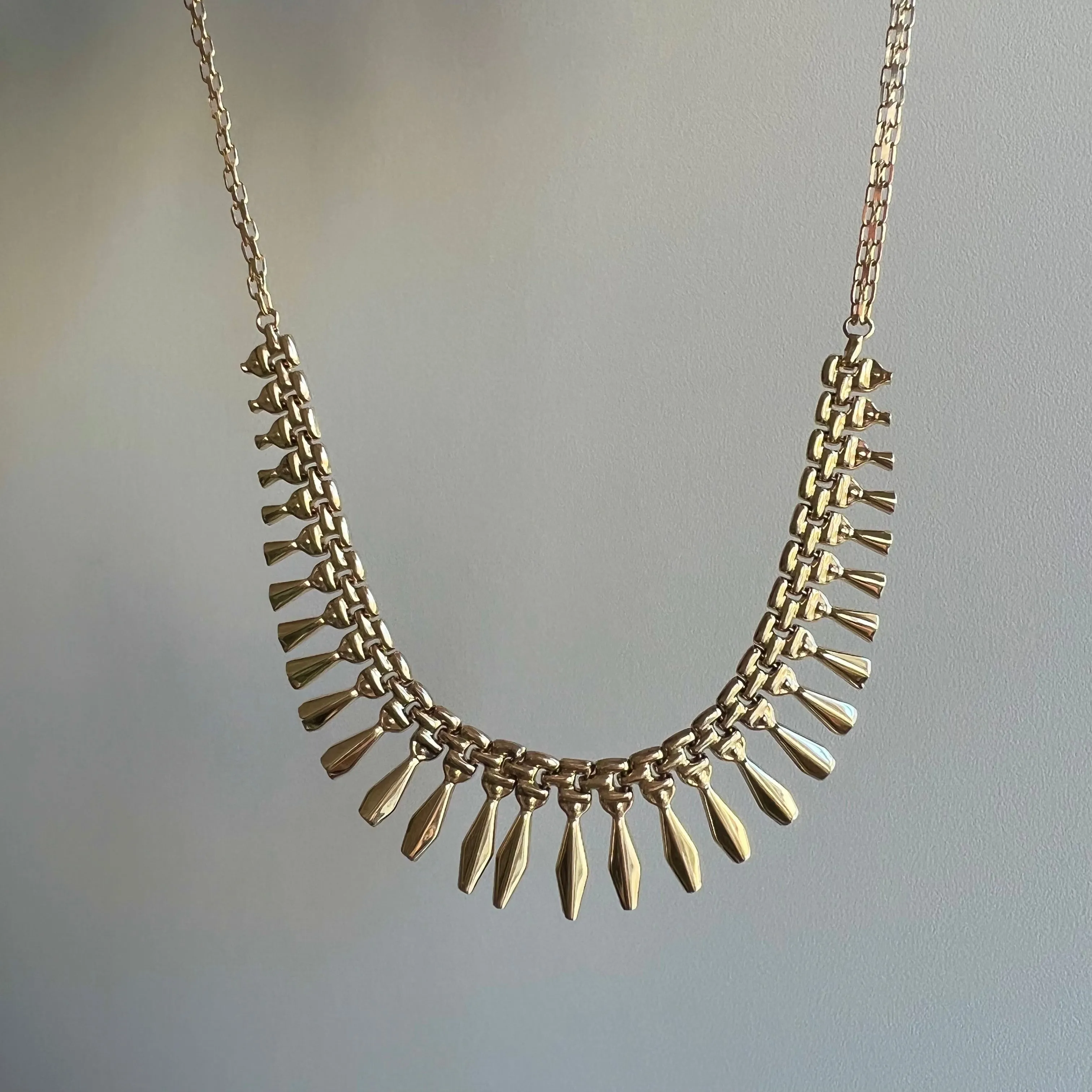 V I N T A G E // Cleopatra's fringe / 10k yellow gold bib necklace with bismark chain / 17