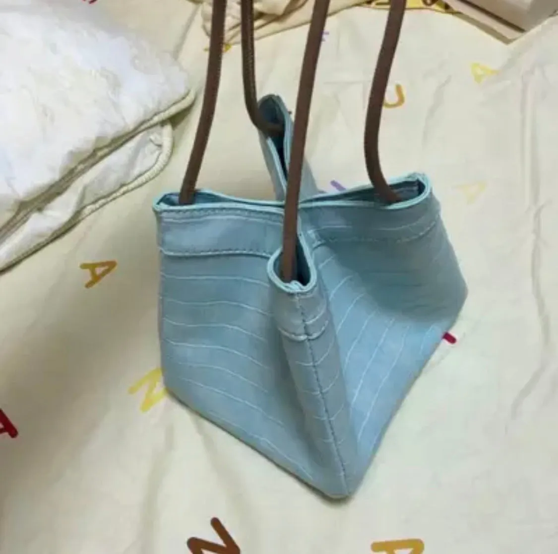 Viola Blue Bag